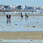 Casa Amplia Frente A La Playa * Cambados