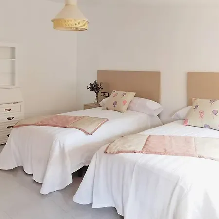 Casa Amplia Frente A La Playa カンバードス