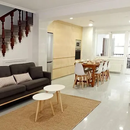 Casa Amplia Frente A La Playa *